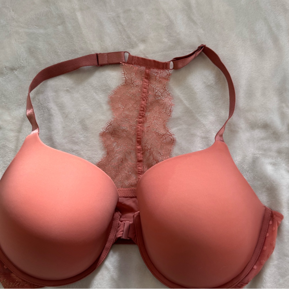 VS very sexy bra